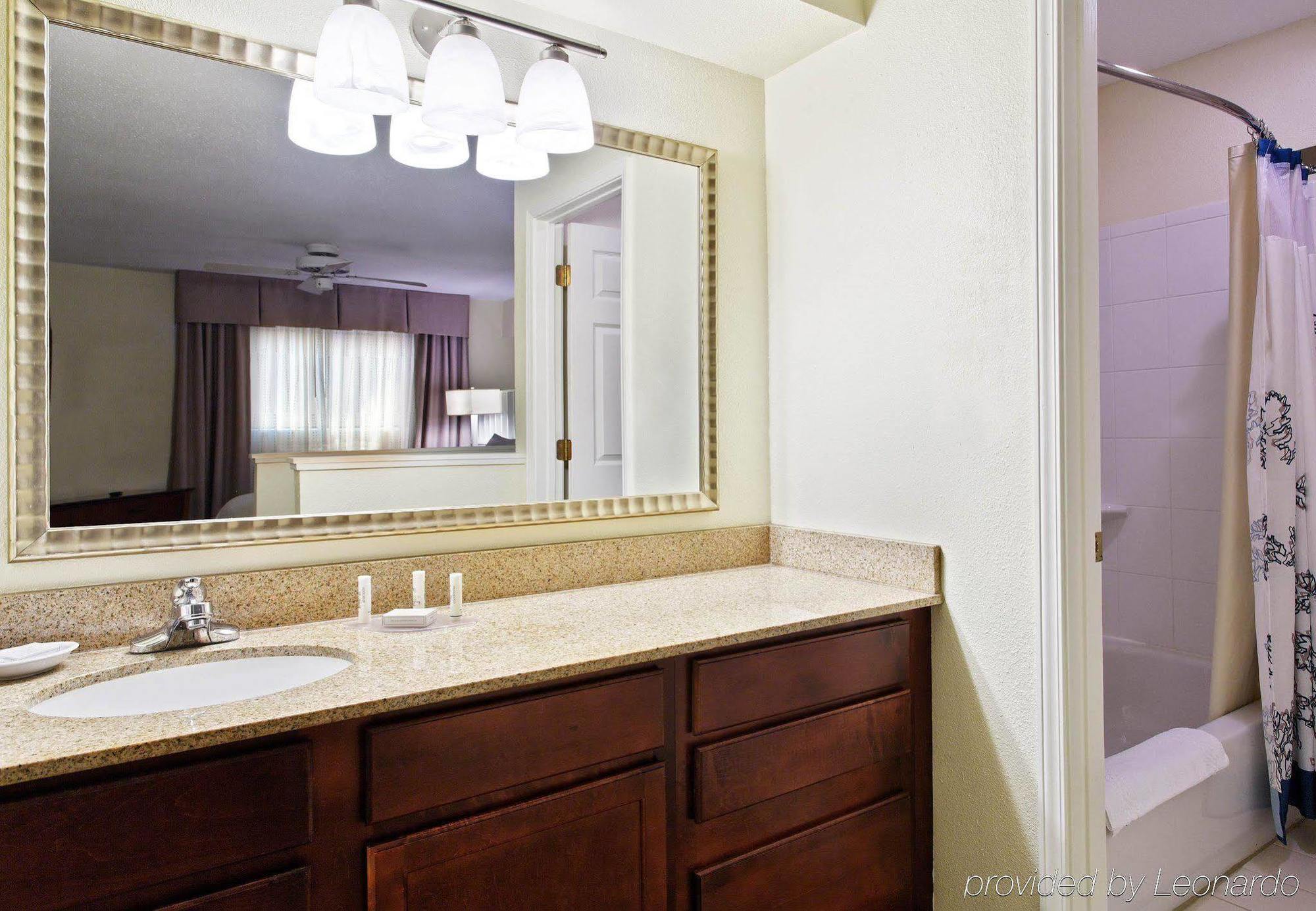 Residence Inn By Marriott Winston Salem University Area מראה חיצוני תמונה