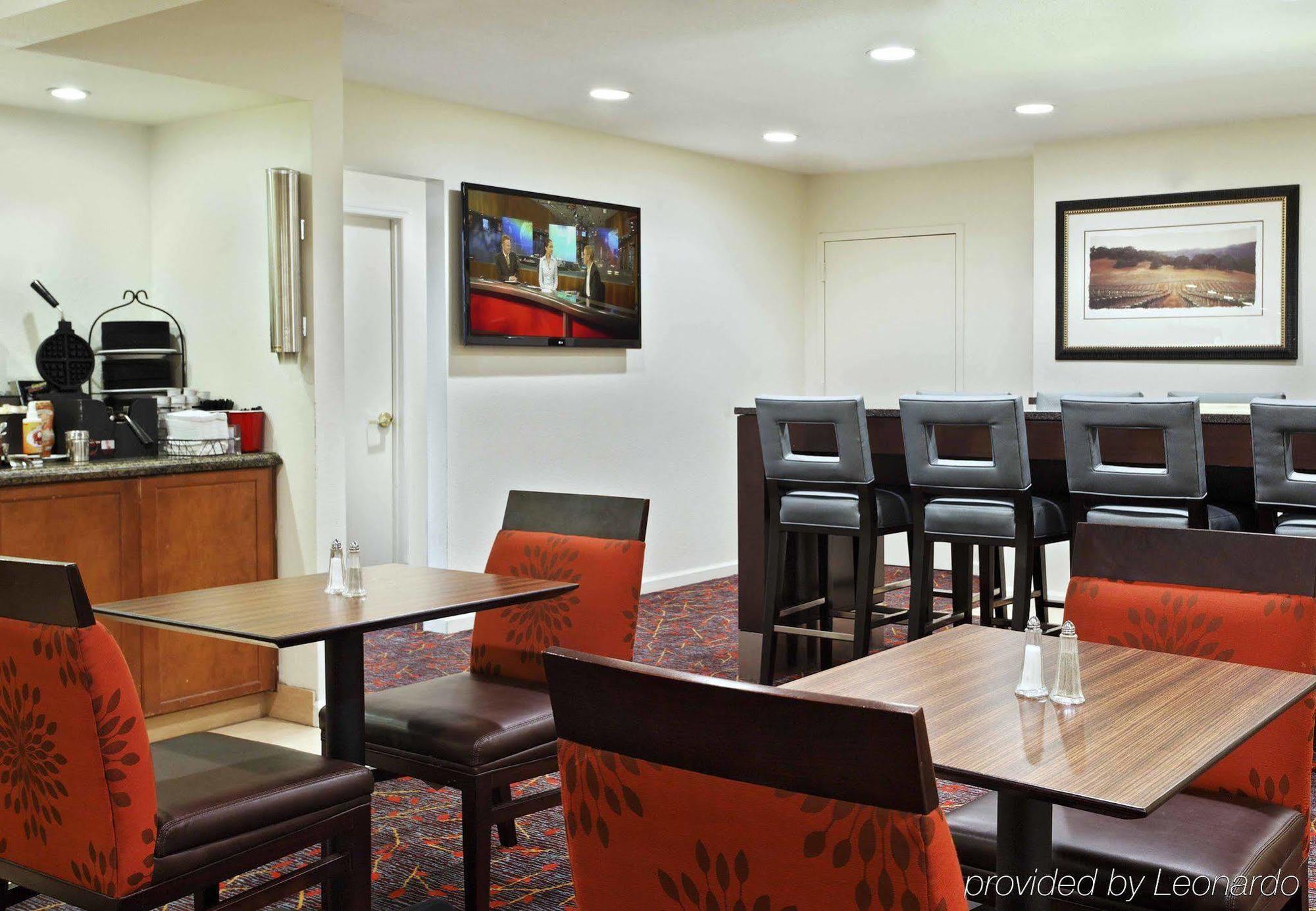 Residence Inn By Marriott Winston Salem University Area מראה חיצוני תמונה