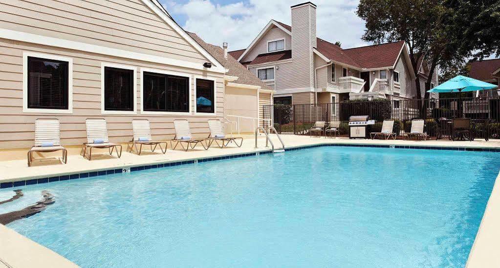 Residence Inn By Marriott Winston Salem University Area מראה חיצוני תמונה